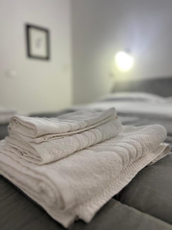 Infinity Experience Casa Vacanza Incantevole Con Terrazzo Scala Kültér fotó
